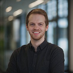 Herr Dr. Patrik Fröhlich